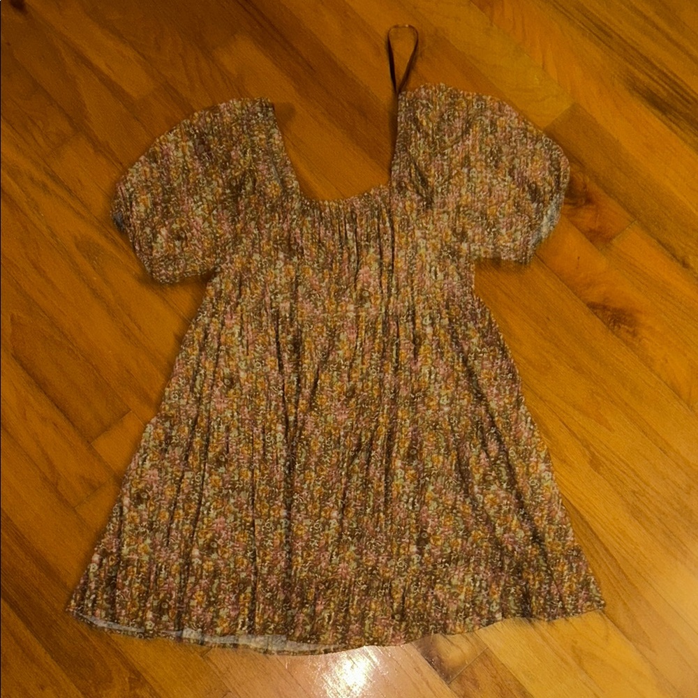 Brown and Tan Puff Sleeve Women’s Sundress